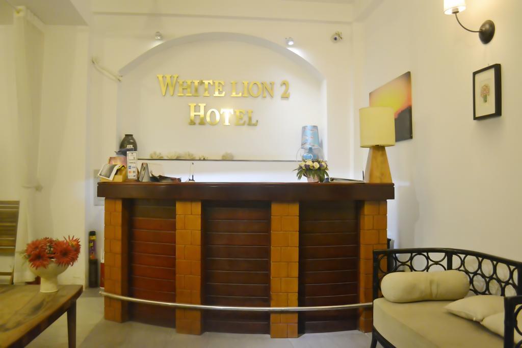 White Lion 2 Hotel На Транг Екстериор снимка