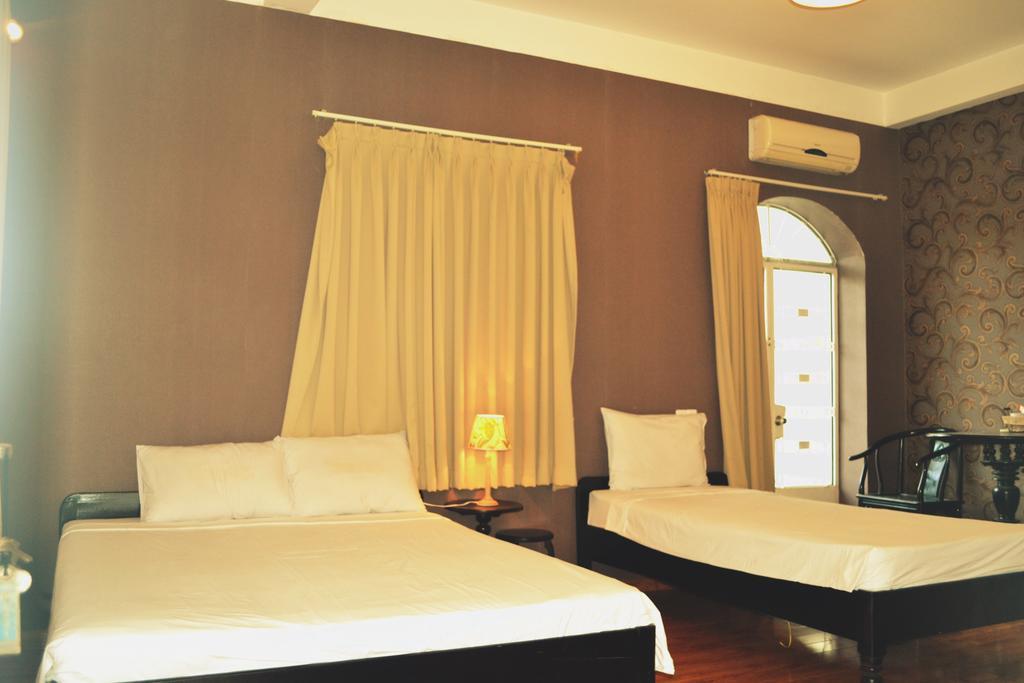 White Lion 2 Hotel На Транг Екстериор снимка