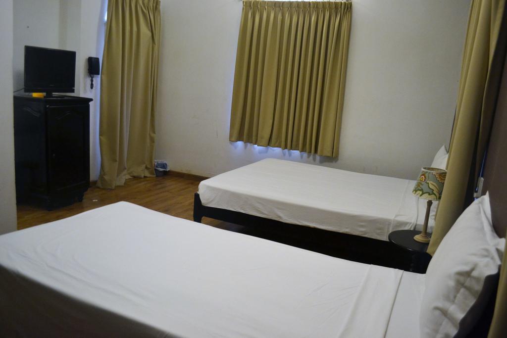 White Lion 2 Hotel На Транг Екстериор снимка