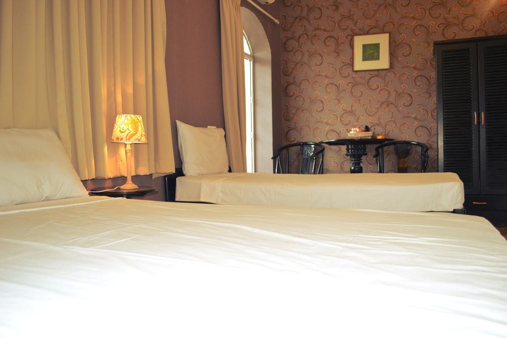 White Lion 2 Hotel На Транг Екстериор снимка