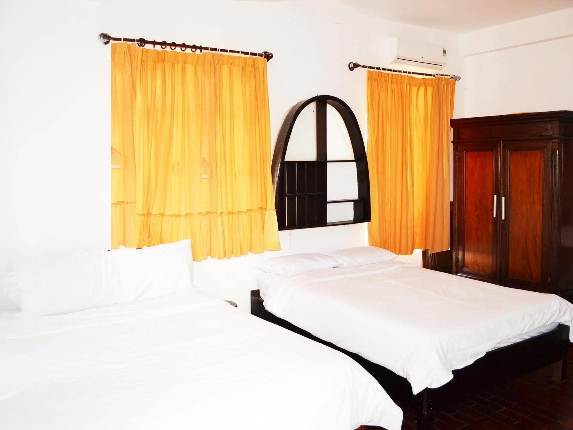 White Lion 2 Hotel На Транг Екстериор снимка